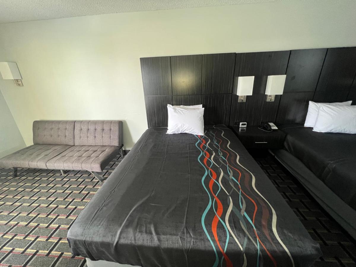 Executive Inn Pelham エクステリア 写真